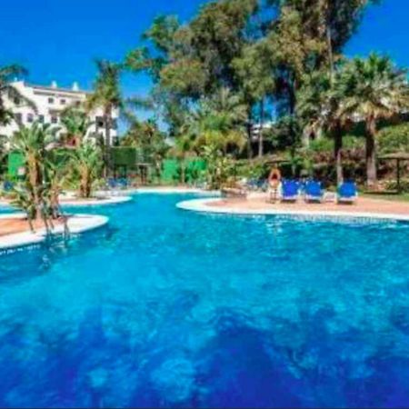 Апартаменты Puerto Banus With Private Garden Марбелья Экстерьер фото